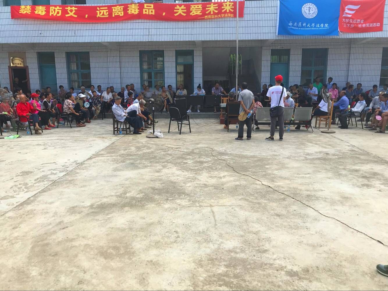 208353C869C3E2F6146368DC43A_B656B25B_37B3F.jpg 208353C869C3E2F6146368DC43A_B656B25B_37B3F.jpg