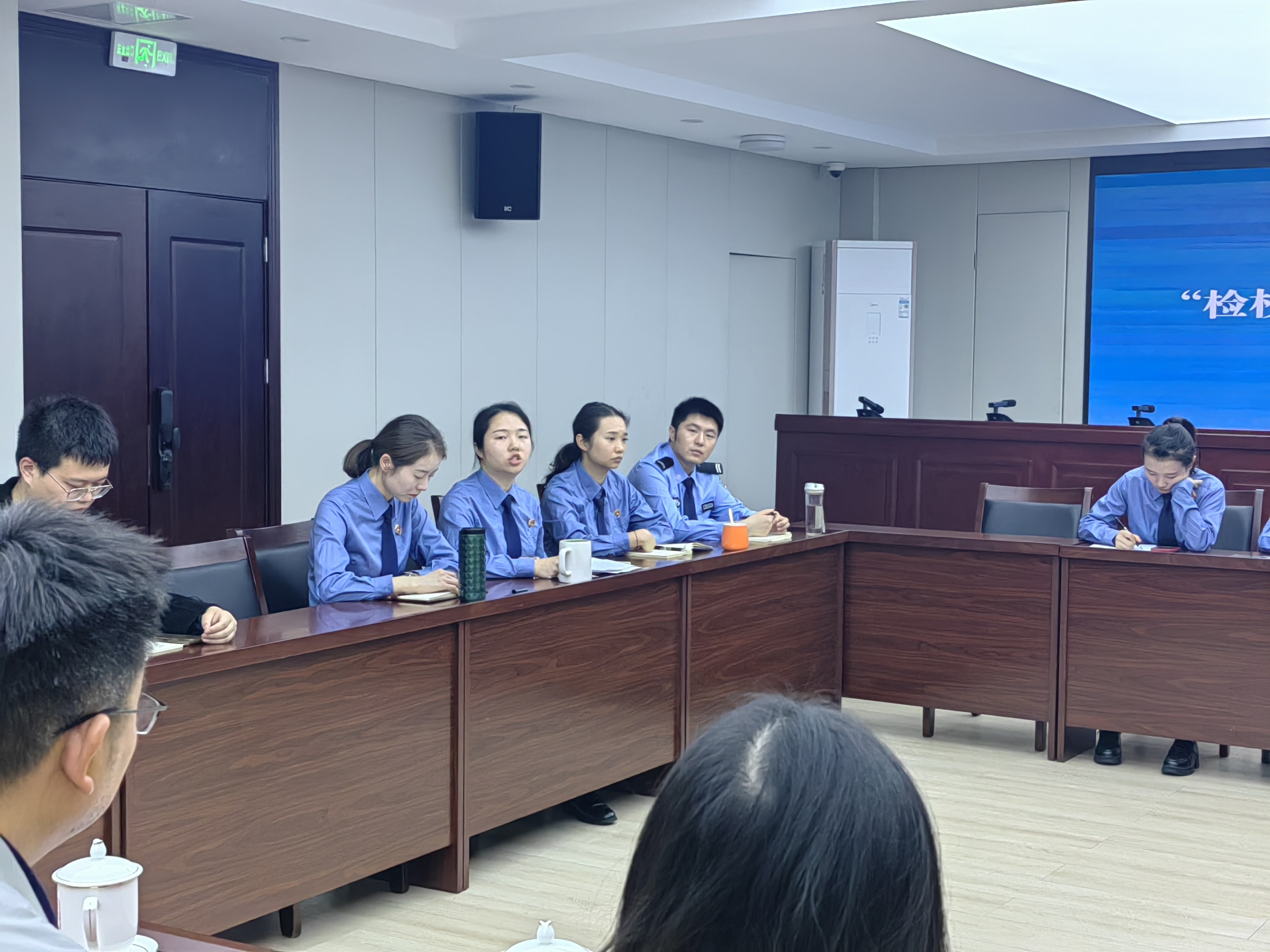 图2  青年检察官分享心得.jpg 图2  青年检察官分享心得.jpg